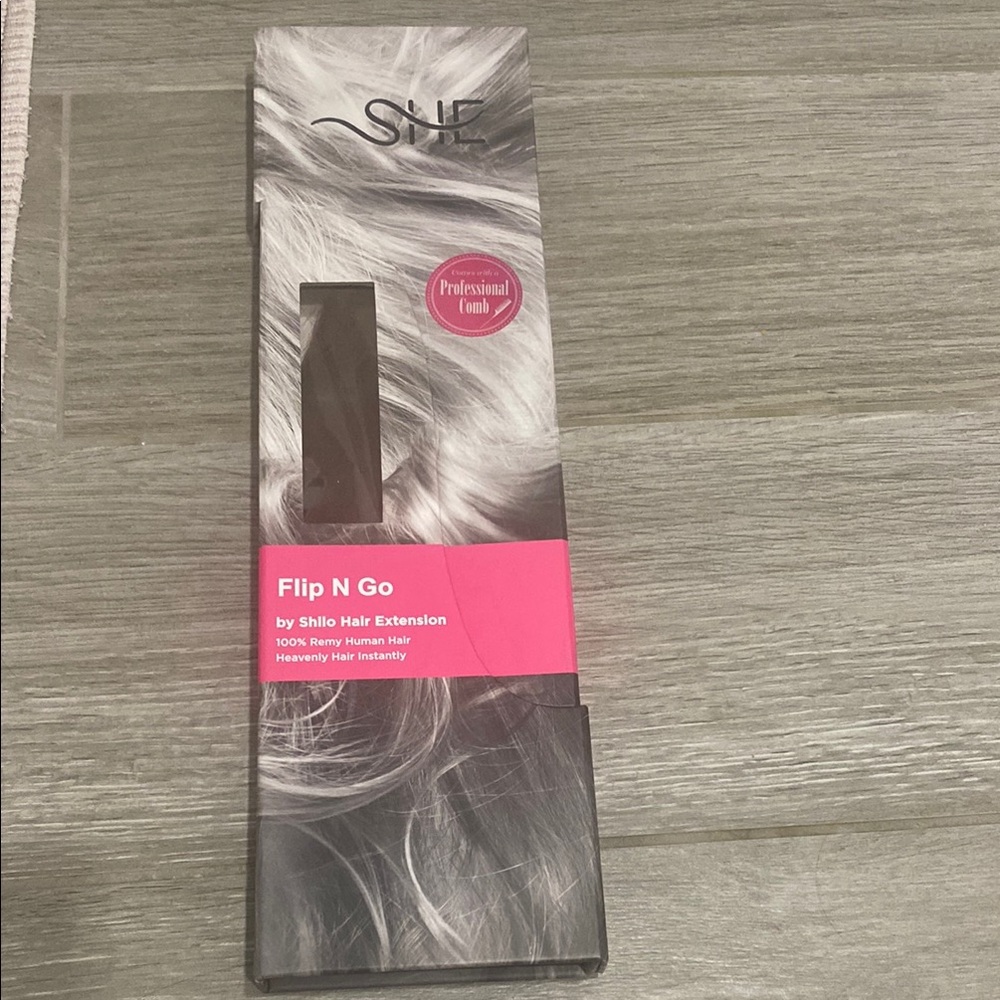 NEVER WORN Flip N Go Hair Extension - Medium Light Brown
